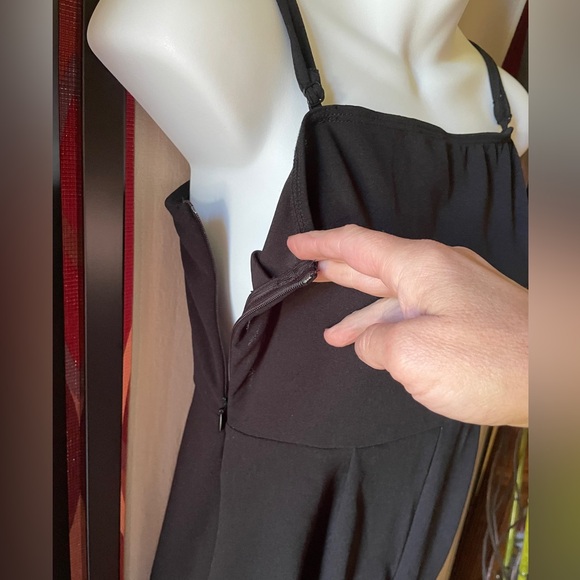 NWT SHEIN elegant black jumpsuit with side zipper. Size Medium. True to size. - Picture 3 of 9